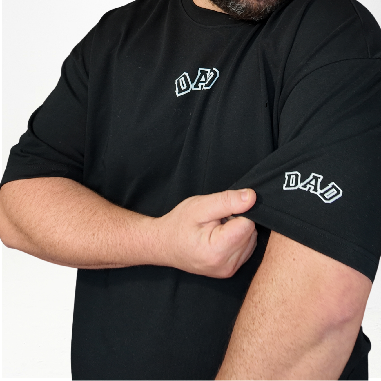 ESSENTIAL TEE